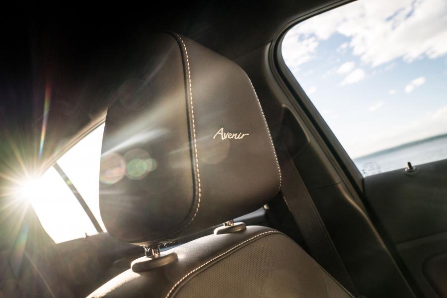 Детали интерьера Buick Regal Avenir 2018 года  (NA) (фото 10 из 14)